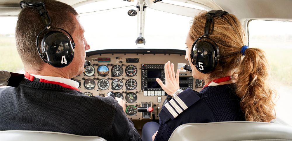 best flight school near Glendale